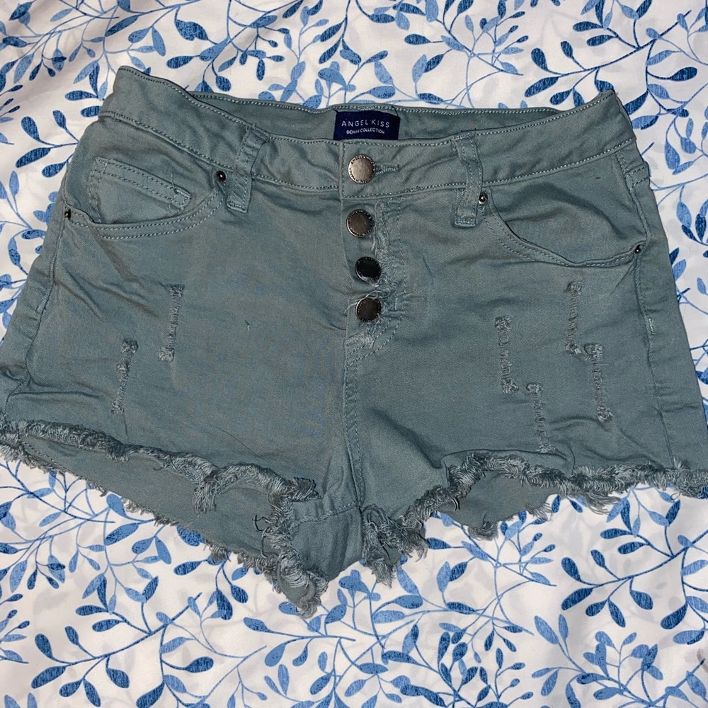 Angel kiss green shorts